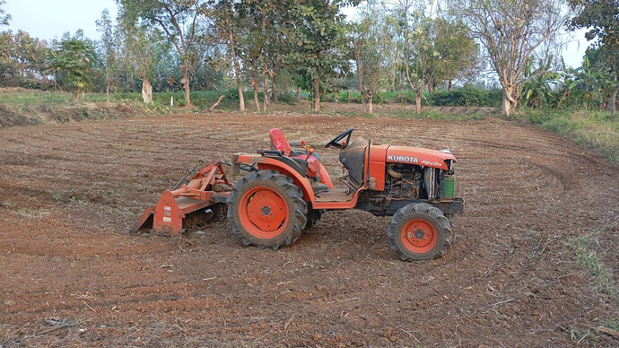 kubota-tractor-b2420